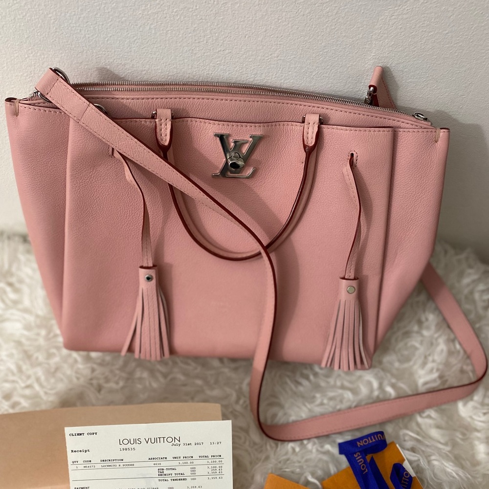 Louis Vuitton Lock me tote Pink Poudre